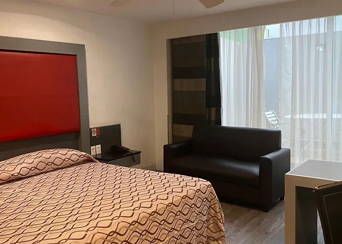 Hotel Atenas Plaza